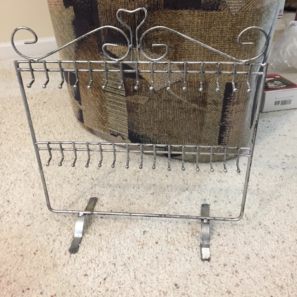 Metal Jewelry Organizer Hooks. - Picture 1 of 1